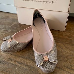 Ted Baker flat size US7